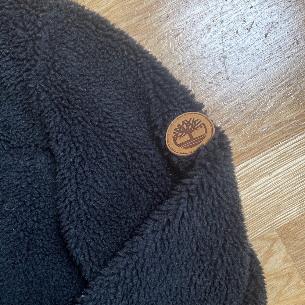 Timberland teddy bear sweater, XXL - Picture 3 of 3